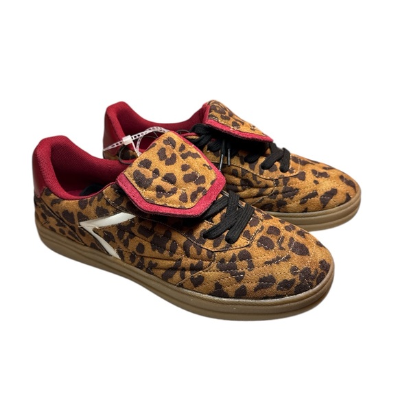 Steve Madden Shoes - Steve Madden Leopard Print Sneakers